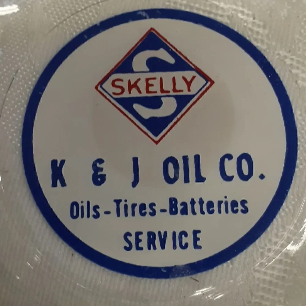 ‎Bundle of 2 vintage kelly tire ashtray,skelly oil.